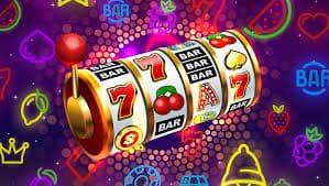 NV77 VIP ကစားသမား Wave Money KBZPay AYA Pay ဖြင့် MMK ငွေသွင်း ငွေထုတ် ပြုလုပ်နေသောမြင်ကွင်း